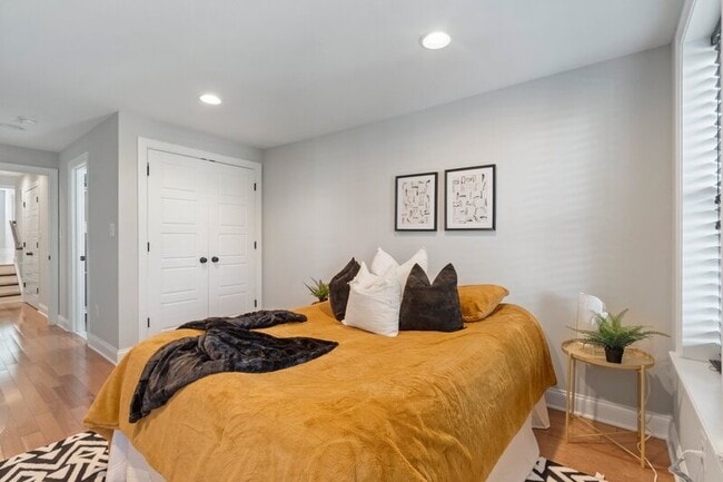 Building Photo - 229 S Wolfe St