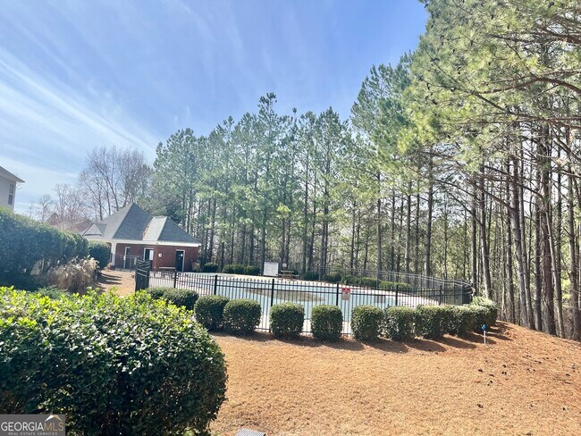 Building Photo - 4713 Autumn Rose Trail