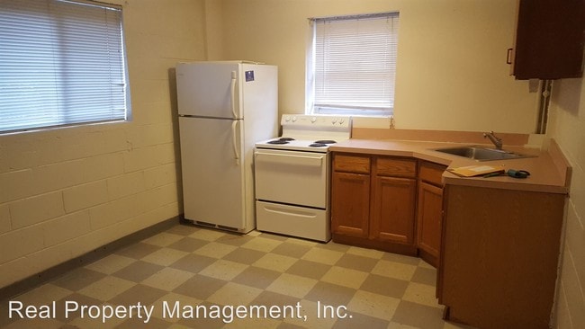 Building Photo - 1883 University Cir