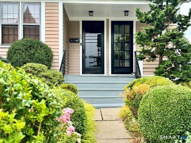 Building Photo - 113 Ellsworth St