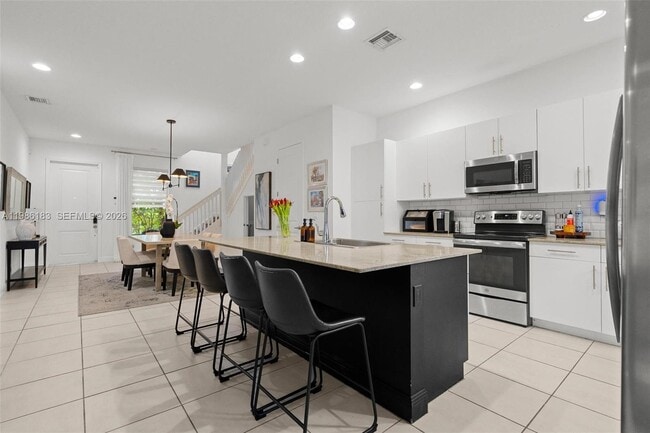 Building Photo - 110 NW 209th Way