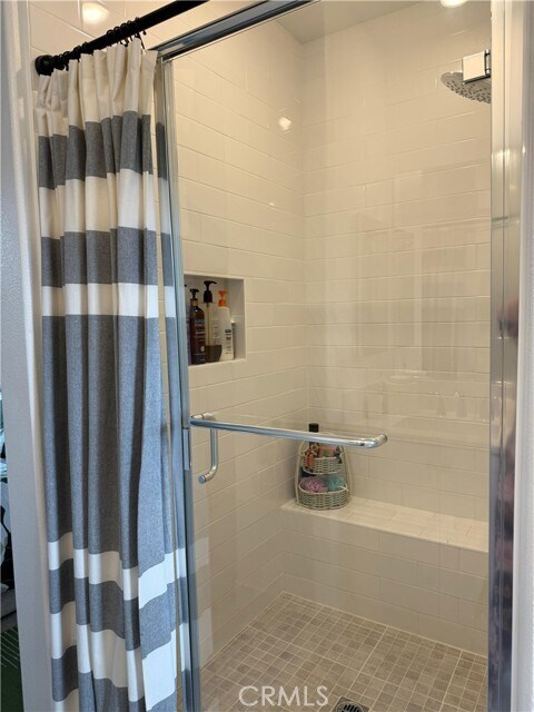 Building Photo - 3030 Cove St