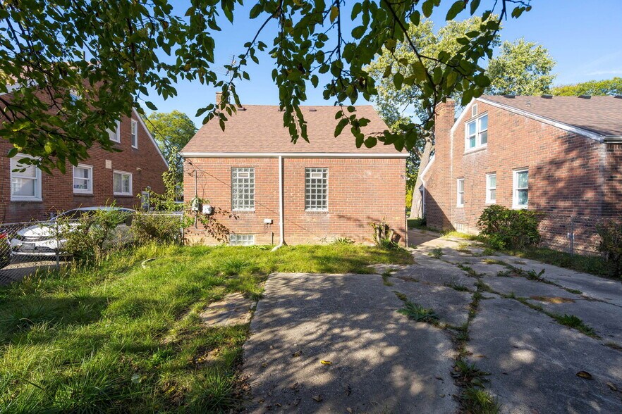 Building Photo - 11716 Coyle St