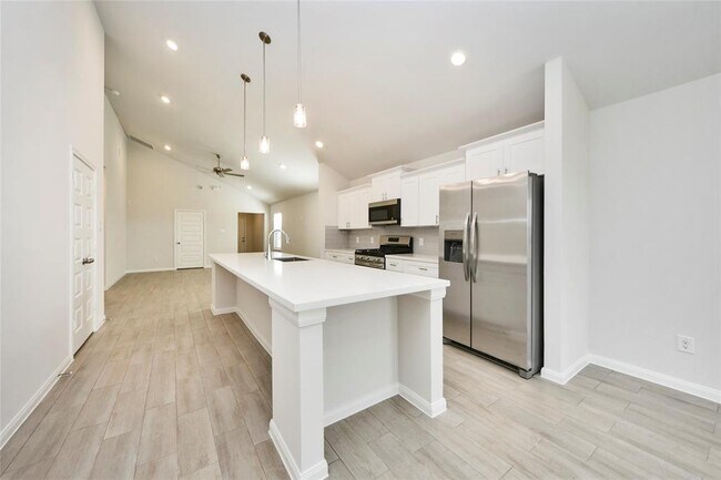Building Photo - 21814 Ash Cypress Ct