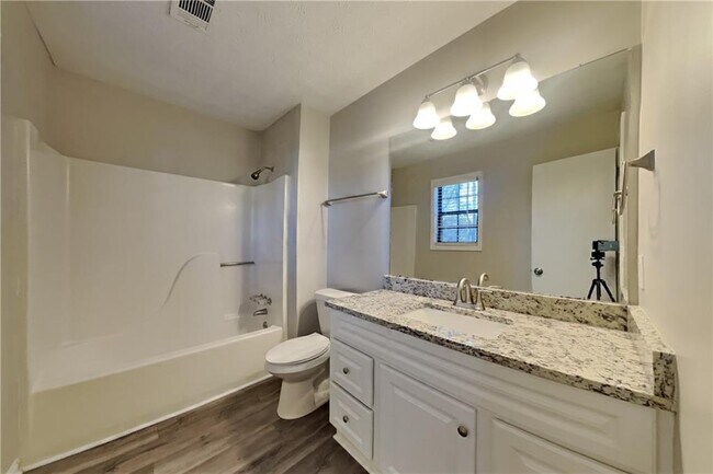 Building Photo - 524 Mephisto Cir