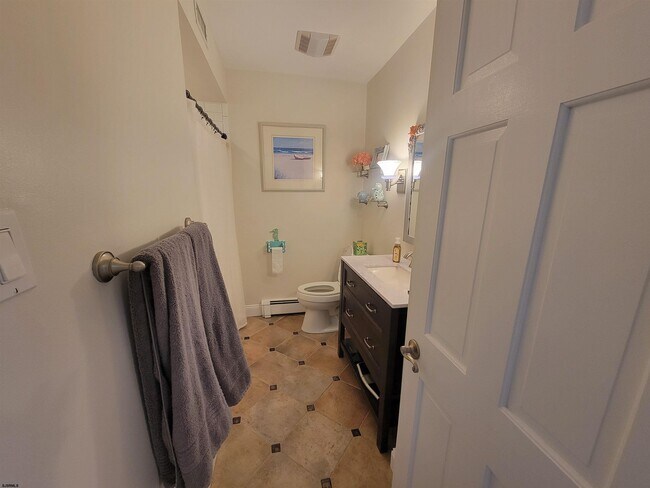 Building Photo - 8601 Fulton Ave