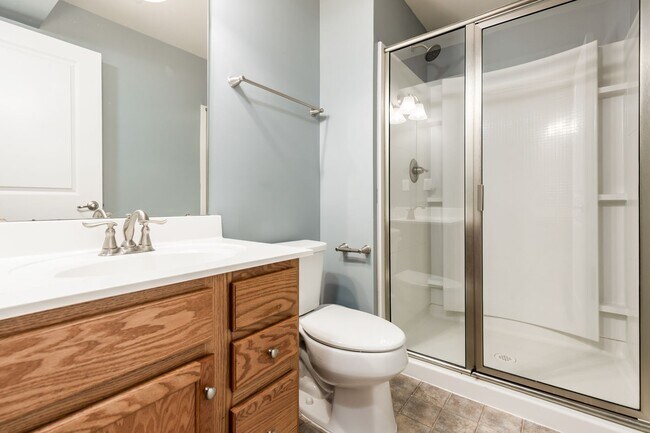 Building Photo - Spacious Home in Williamsburg - WASHINGTON RIDGE