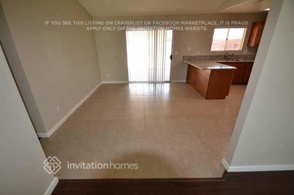 Building Photo - 8881 Buckeye Dr