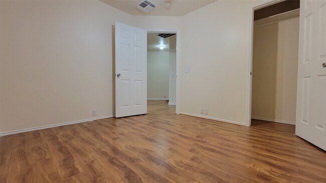 Building Photo - 4831 Dark Canyon Ct