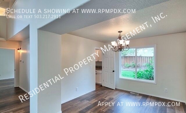Building Photo - 23992 SW Red Fern Dr