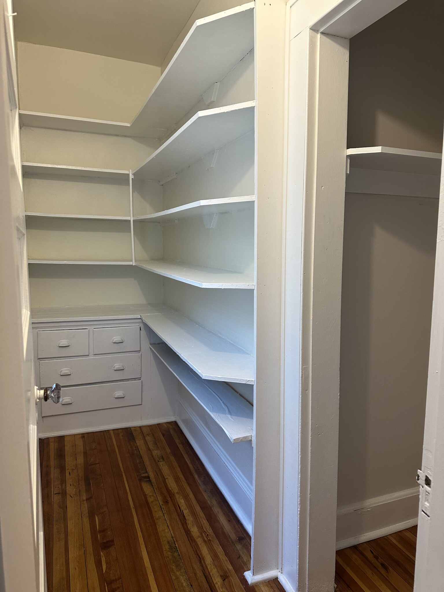 Pantry - 368 Seaview Ave