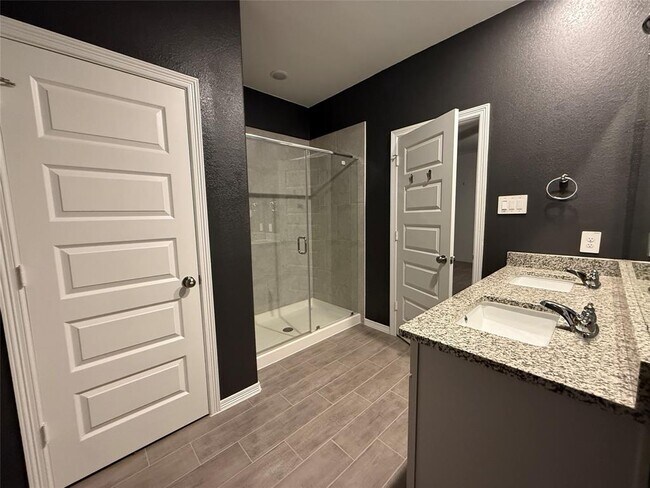 Building Photo - 9678 Caney Trails Rd