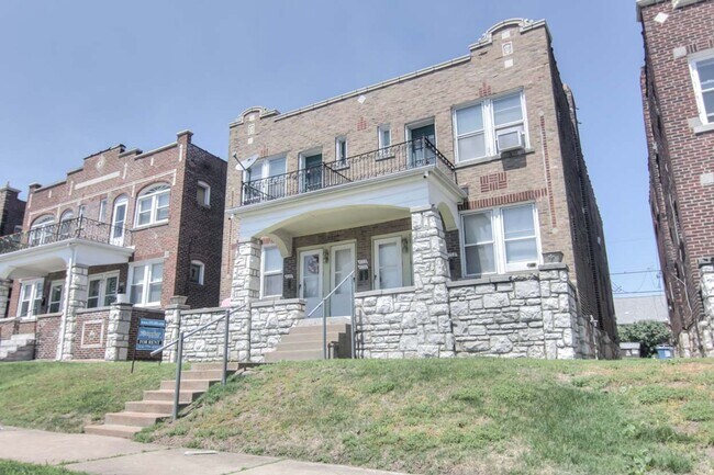 Building Photo - 4153-55 Potomac