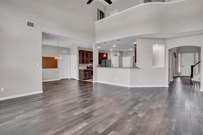 Building Photo - 2629 Coralbush Dr