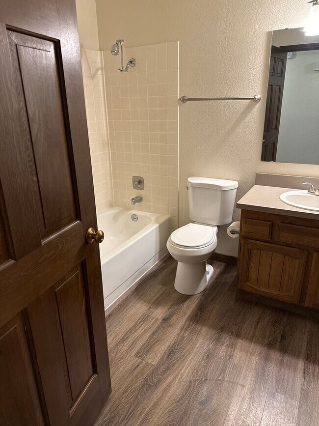 Building Photo - RV Parking, SMALL DOG OK, NE 3 Bdrm, 2 Bath House, All Appliances, Wood Stove, Dbl. Garage