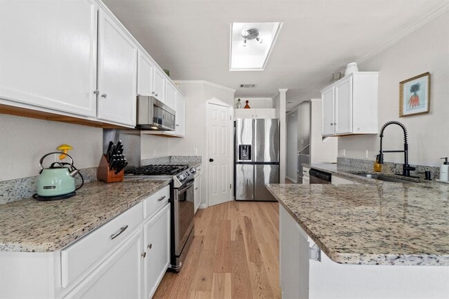 Building Photo - 3600 Malone Dr