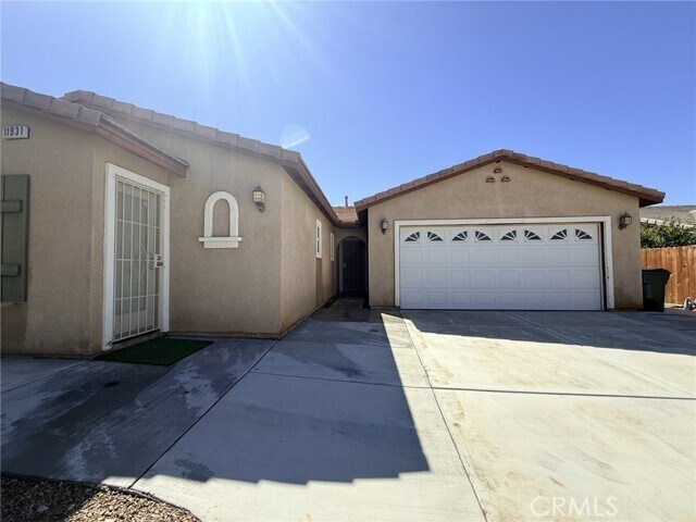 Building Photo - 11931 Cove Ct