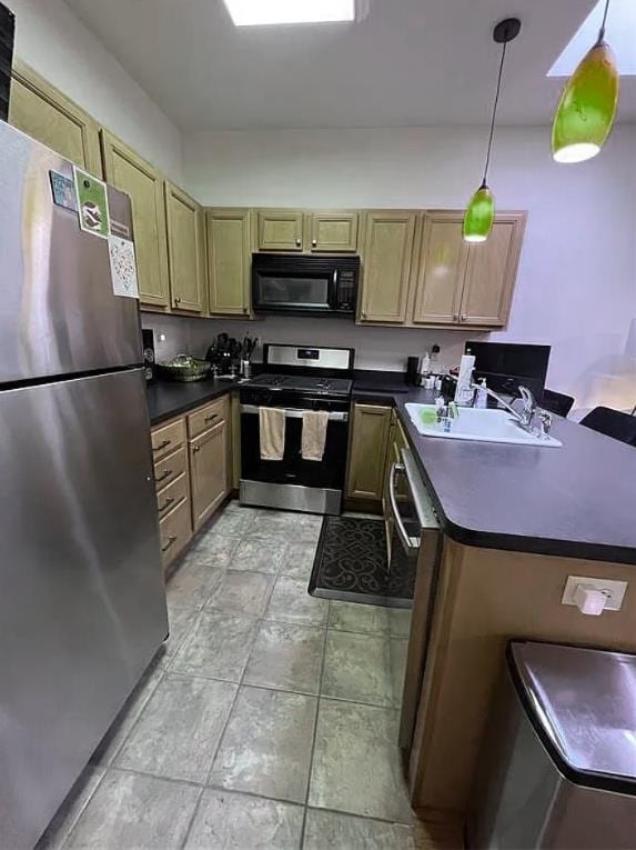 Building Photo - 608 Jefferson St