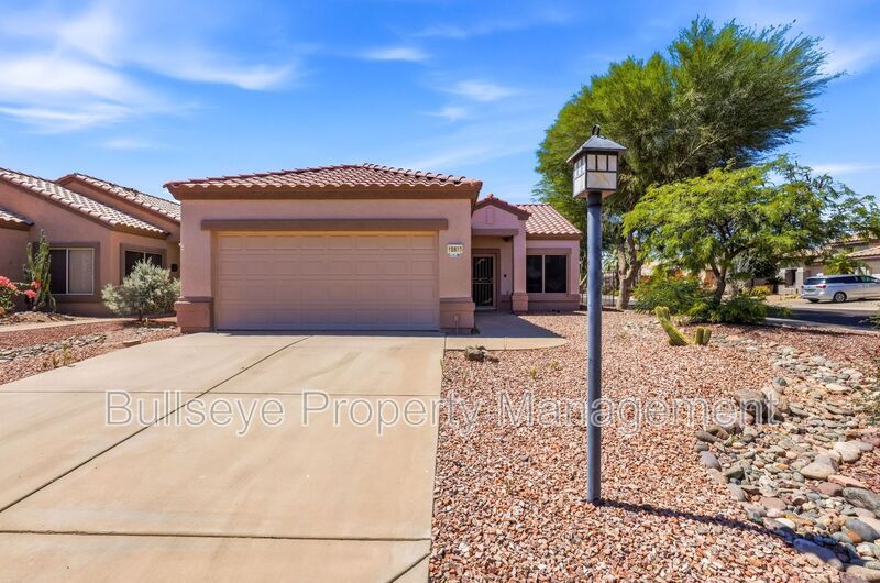 Building Photo - 15893 W Arrowhead Dr