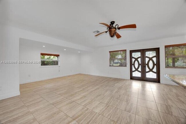 Building Photo - 13720 SW 74th Ct
