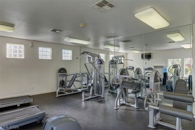 Building Photo - 7885 W Flamingo Rd