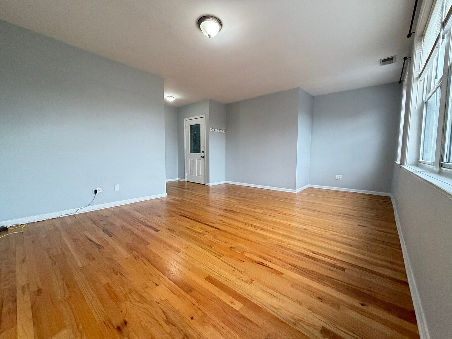 Building Photo - 1246 W Ohio St