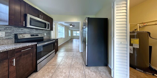 Building Photo - 4041 67th Ave N