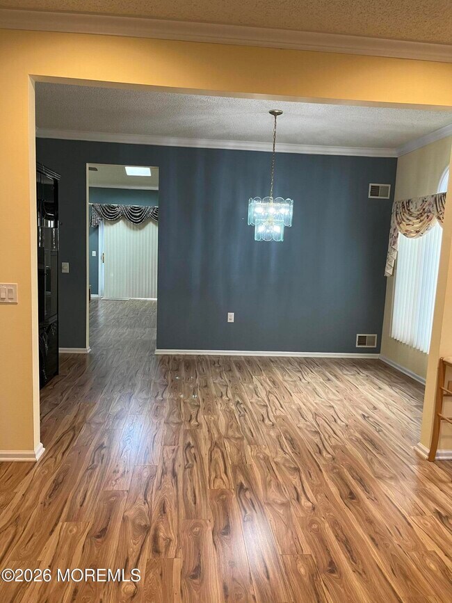 Building Photo - 11 Umberland Pl