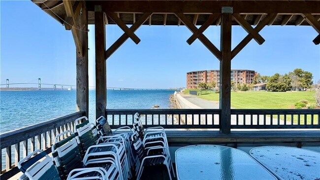 Building Photo - 1302 Capella S