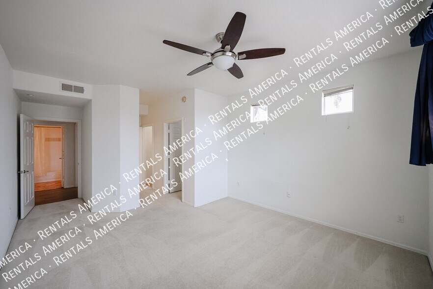 Building Photo - 5303 N 7th St