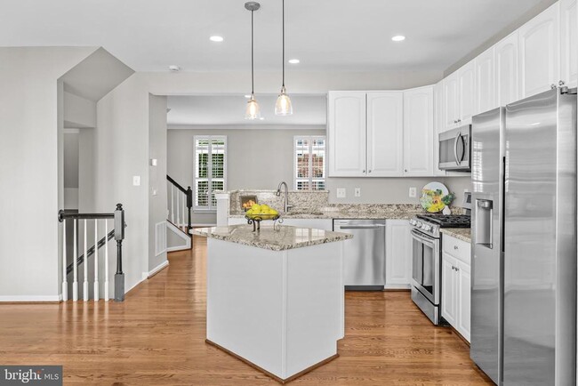 Building Photo - 5011 Waple Ln