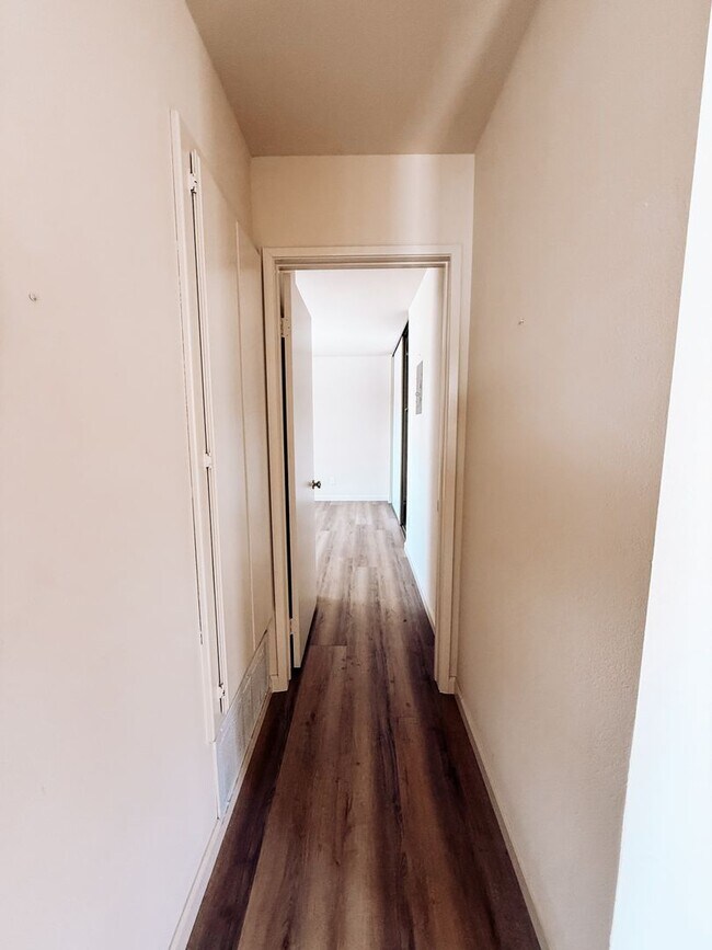 Building Photo - 6152 Orange Ave