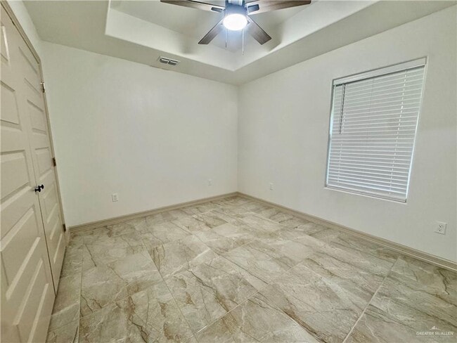 Building Photo - 11 Stuart Ct