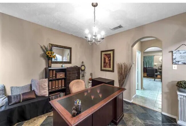 Building Photo - 8007 Blackcherry Ln