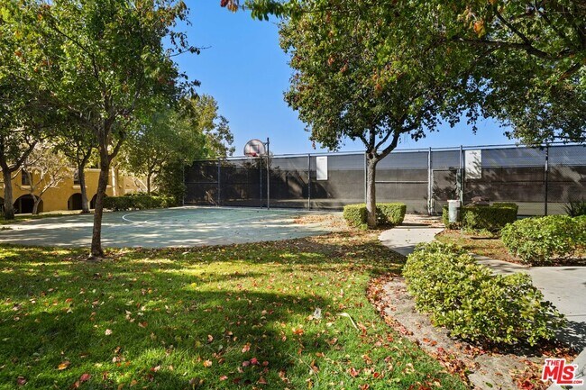 Building Photo - 17969 Lost Canyon Rd