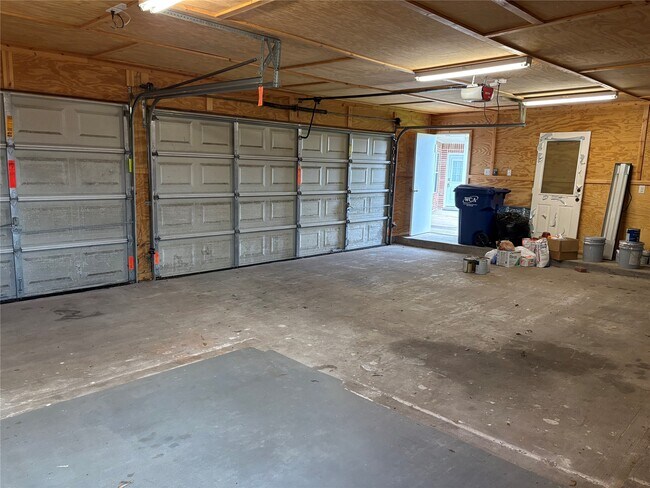 Building Photo - 21903 Grand Brook Ln