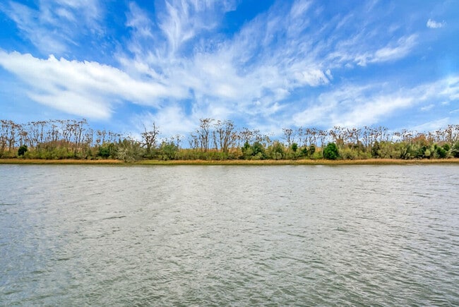 Building Photo - 7951 Doar Rd