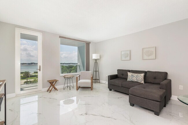 Building Photo - 3450 S Ocean Blvd