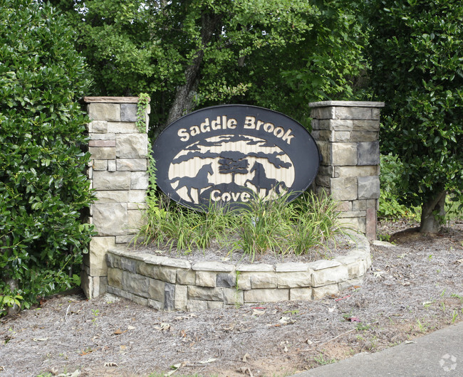 Saddle Brook Cove Apartments