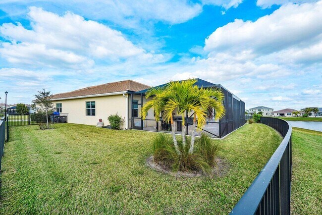 Building Photo - 15964 Whippoorwill Cir