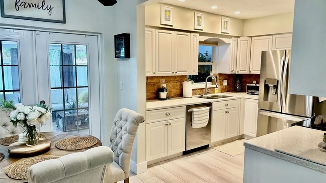 Building Photo - Updated 3/2 Home in Brentwood Heights