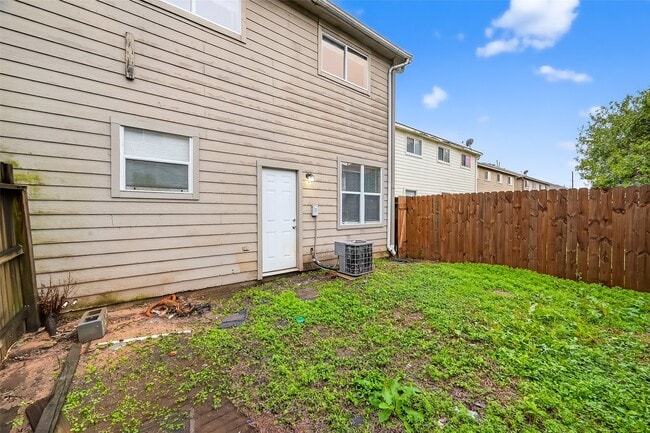 Building Photo - 6406 Waldron Dr