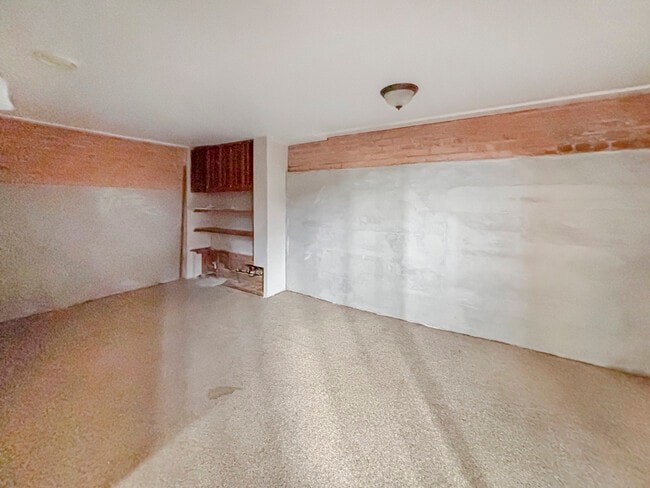 Building Photo - 5156 W 63rd Pl