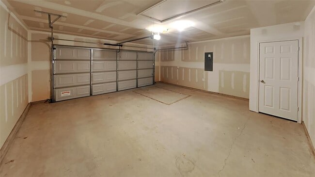 Building Photo - 11720 NW 99th Ter