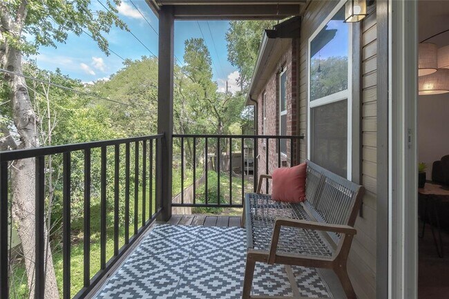 Building Photo - 3604 Clawson Rd