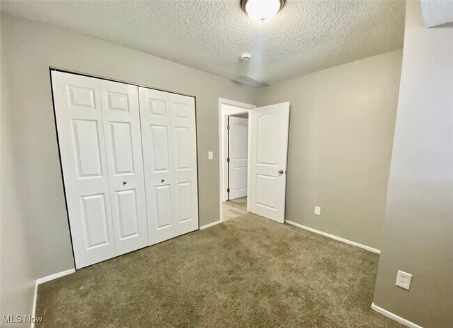 Building Photo - 2595 Terrace Ave