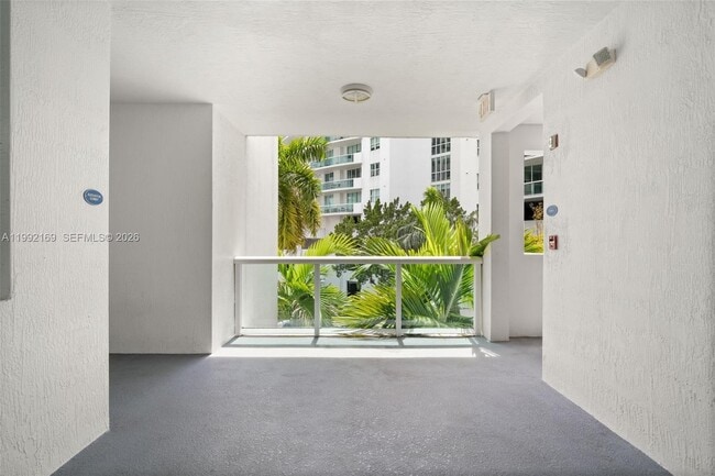 Building Photo - 7918 Harbor Island Dr