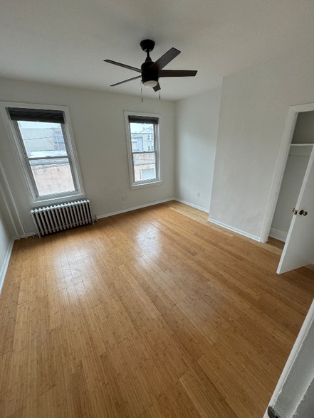 Building Photo - 807 Alter St