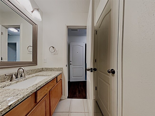 Building Photo - 30114 Saw Oaks Dr