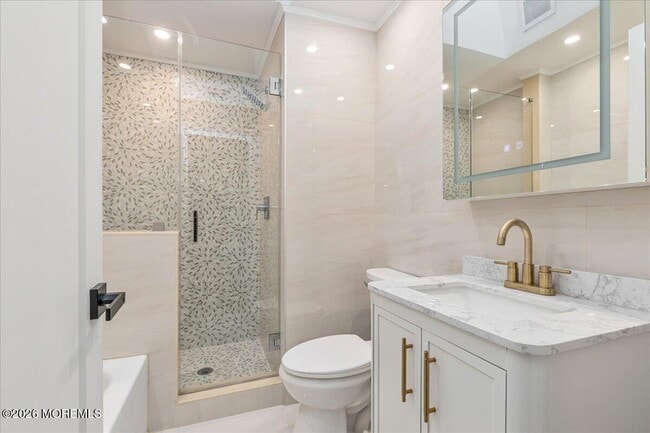 Building Photo - 1001 Norwood Ave